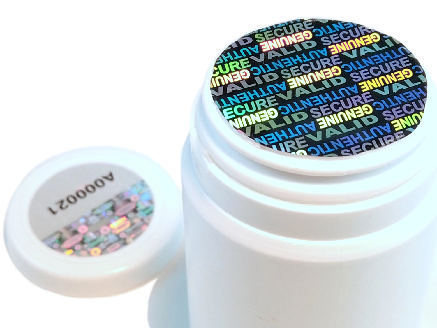 The sealing wads with hologram can be used in a standard induction seal and offer the highest level of protection against counterfeiting and refilling.
